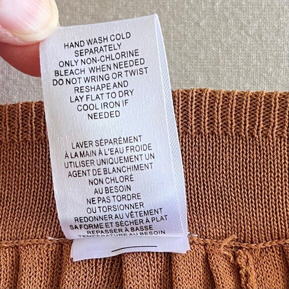 T Tahari Pleated Knit Skirt in Caramel | Size Small - Picture 6 of 8